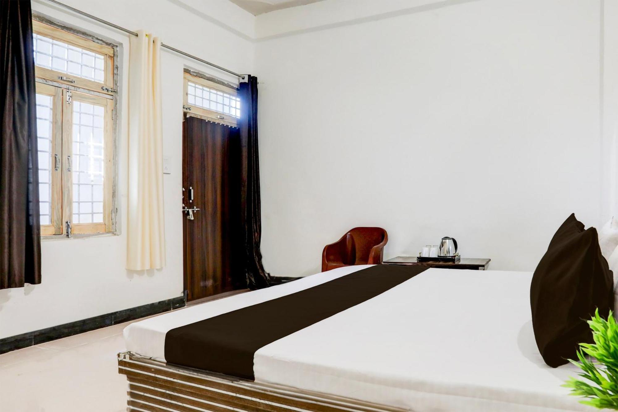Hotel O Kanha Galaxy Brothers Group Kánpur Kültér fotó